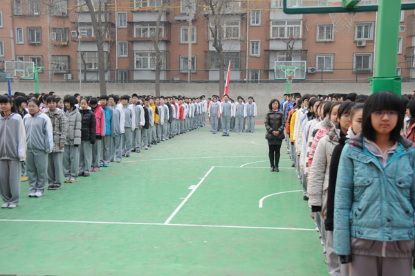 北京铁二中2011-2012学年度第二学期开学典礼简讯
